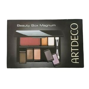 Artdeco magnetic make up box